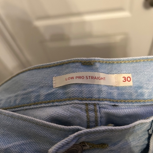 Women’s Levi Low Pro Straight - Picture 3 of 3